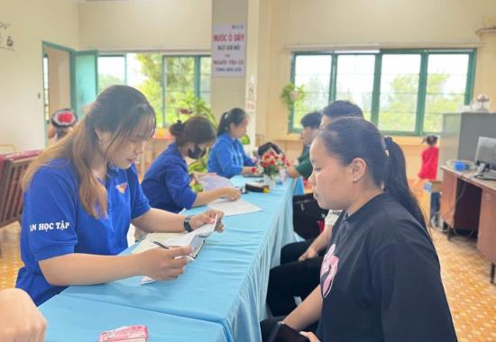 TRUNG THU YÊU THƯƠNG 2025 - PHỎNG VẤN TÌNH NGUYỆN VIÊN