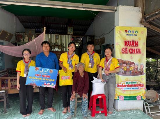 🌸 XUÂN TÌNH NGUYỆN 2026 – XUÂN SẺ CHIA, BỮA CƠM NGHĨA TÌNH🌸