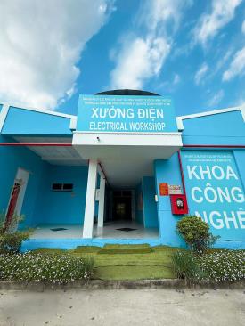 XƯỞNG THỰC TẬP CTIM - THAY ÁO MỚI