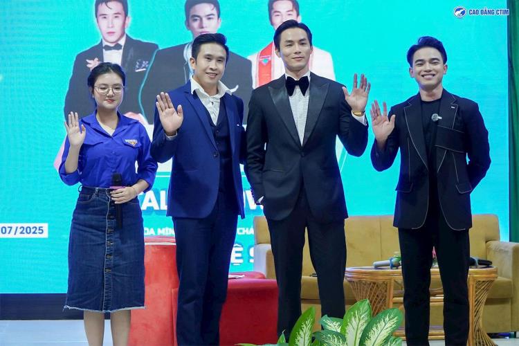 Talkshow “Hòa mình cùng dòng chảy Công nghệ số” tại Cao đẳng CTIM – Sự kiện lan tỏa cảm hứng cho sinh viên