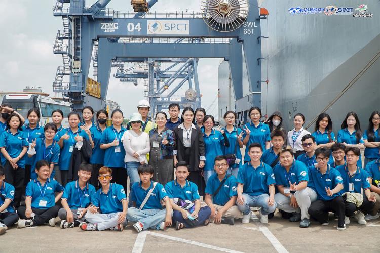 TRẢI NGHIỆM THỰC TẾ TẠI CẢNG SPCT – HÀNH TRÌNH ĐÁNG NHỚ CỦA SINH VIÊN LOGISTICS CTIM