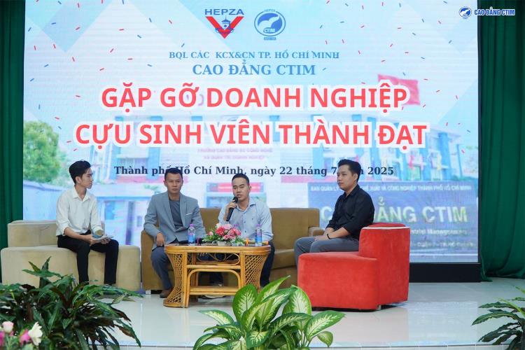 BUỔI GẶP GỠ DOANH NGHIỆP – CỰU SINH VIÊN THÀNH ĐẠT: TRUYỀN CẢM HỨNG VÀ KẾT NỐI TƯƠNG LAI CHO TÂN SINH VIÊN K27 CTIM