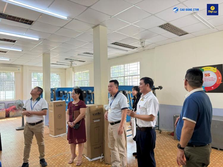 CAO ĐẲNG CTIM TIẾP ĐÓN CÔNG TY CỔ PHẦN THỢ ĐIỆN MÁY XANH – TĂNG CƯỜNG KẾT NỐI DOANH NGHIỆP, MỞ RỘNG CƠ HỘI VIỆC LÀM CHO SINH VIÊN