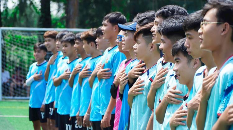 Chung kết bóng đá CTIM kịch tính với 12 bàn thắng, Trùm Xưởng Điện lên ngôi vô địch