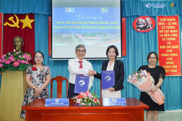 Cao Đẳng CTIM ký kết hợp tác với IIG Việt Nam triển khai đánh giá tiếng Anh và Tin học theo chuẩn quốc tế