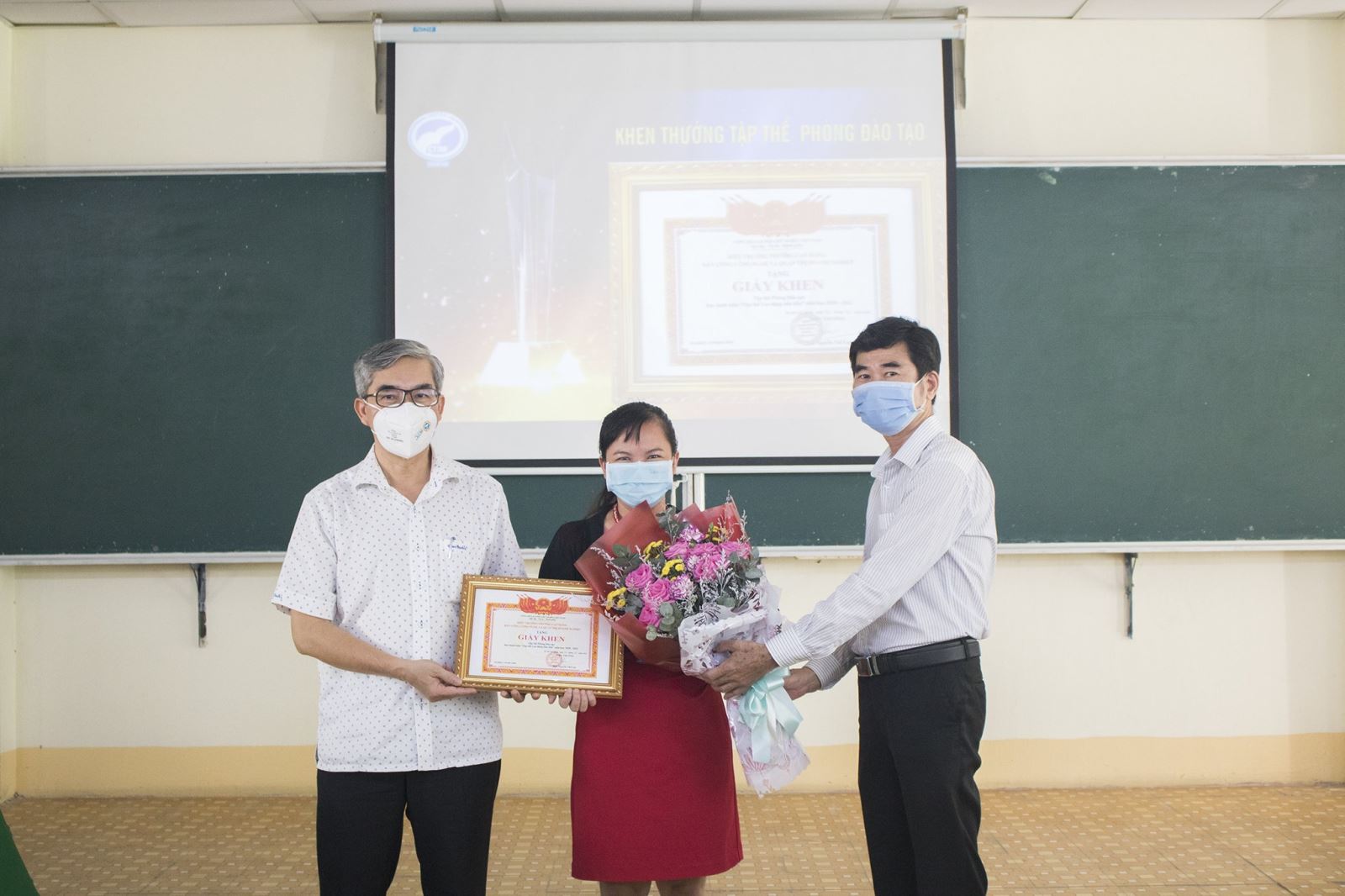 trao-thuong-phong-dao-tao
